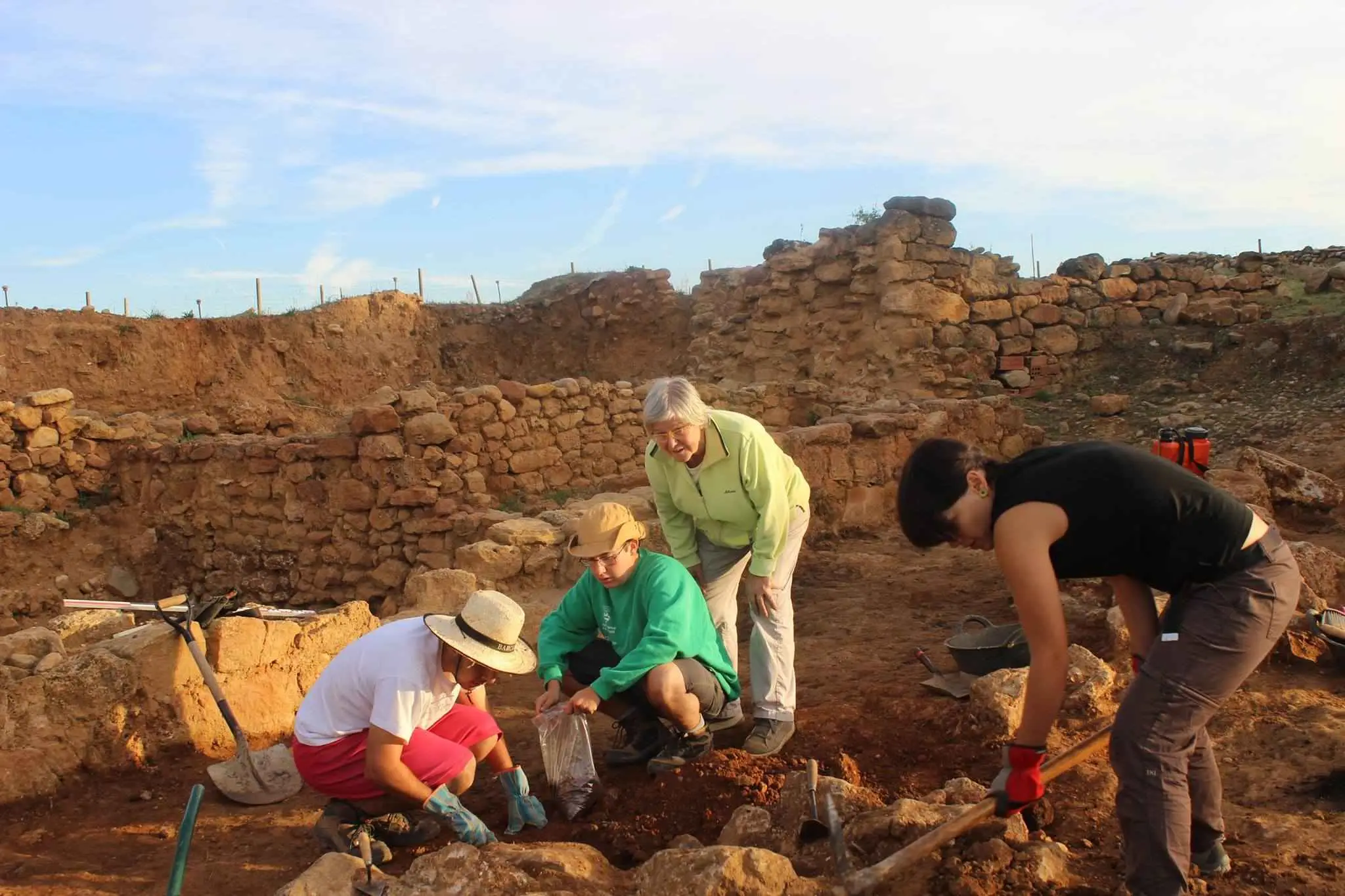 treballem_historia_reduida_200kb